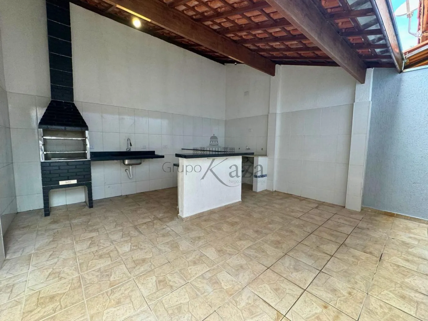 Foto 4 de Casa Padrão em Jardim Torrão de Ouro, São José dos Campos - imagem 4