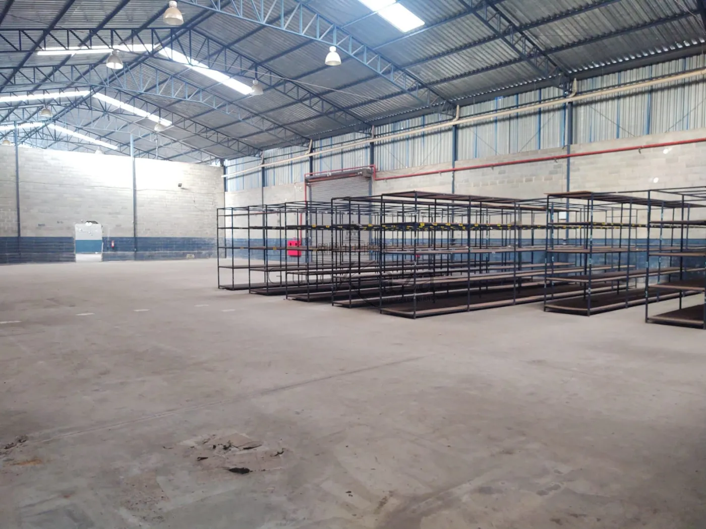 Foto 2 de Comercial Galpão em Chácaras Reunidas, São José dos Campos - imagem 2