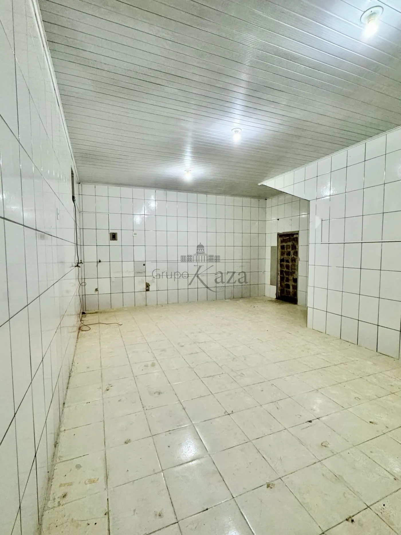 Foto 2 de Comercial Ponto Comercial em Residencial Cambuí, São José dos Campos - imagem 2