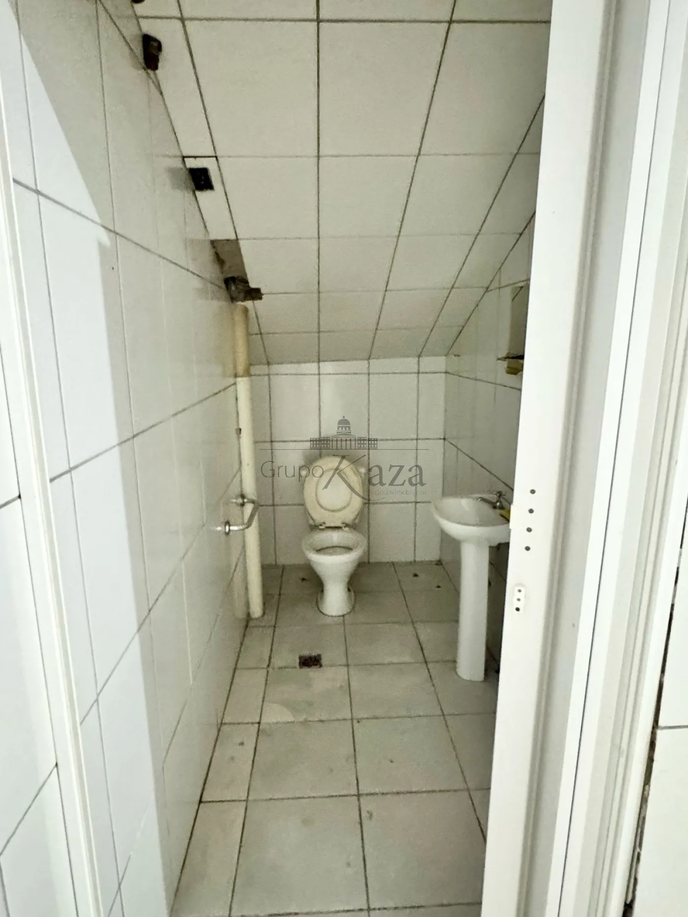 Foto 3 de Comercial Ponto Comercial em Residencial Cambuí, São José dos Campos - imagem 3