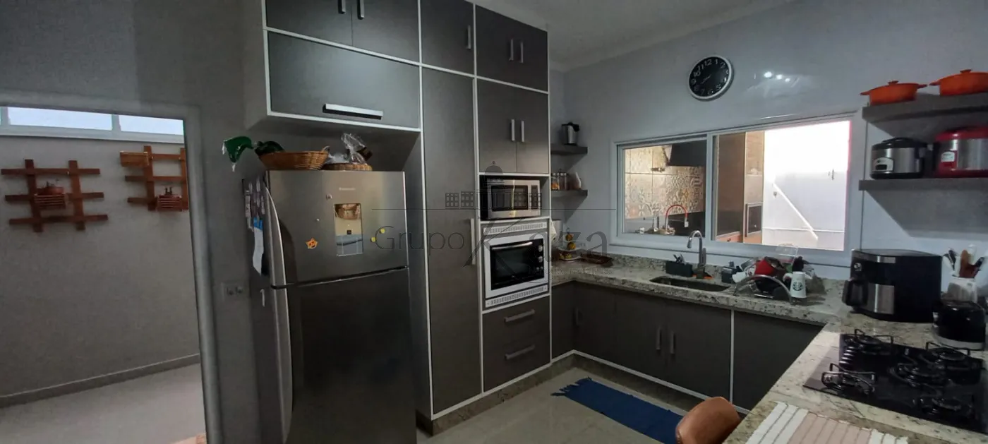 Foto 8 de Casa Condomínio em Condomínio Residencial Mont Blanc, São José dos Campos - imagem 8