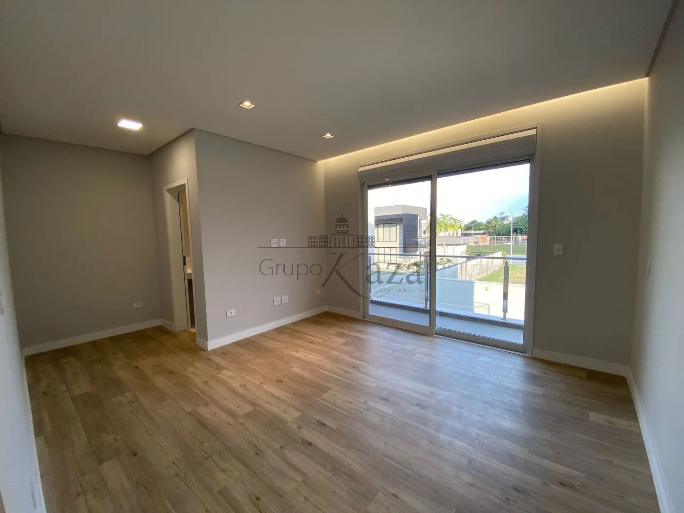 Foto 19 de Casa Condomínio em Jardim do Golfe, São José dos Campos - imagem 19