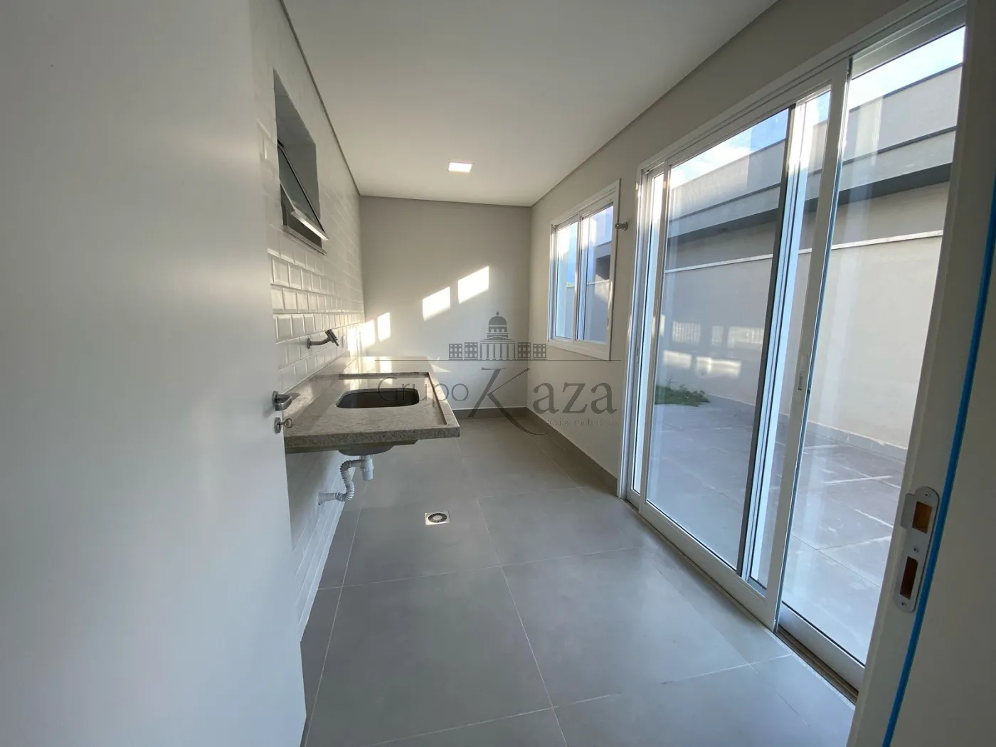 Foto 24 de Casa Condomínio em Jardim do Golfe, São José dos Campos - imagem 24