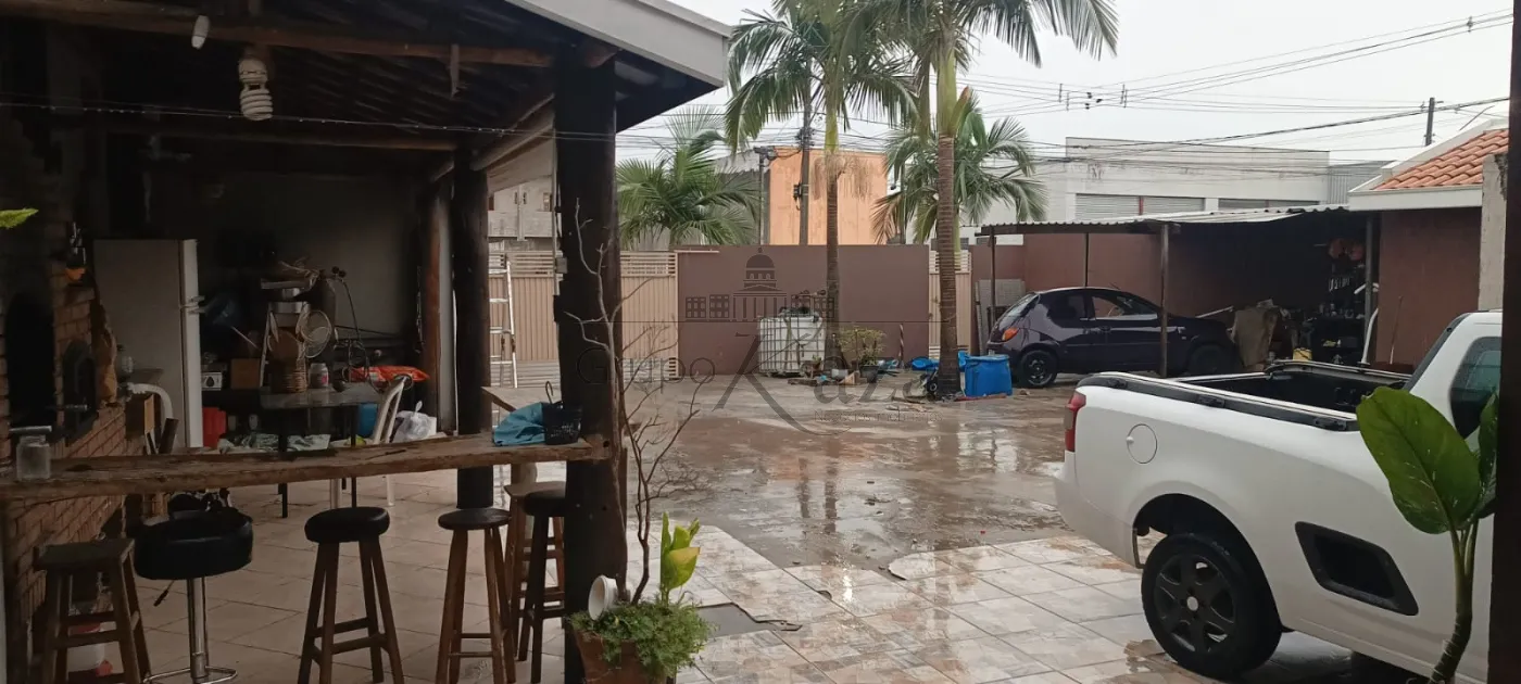 Foto 2 de Comercial Casa em Residencial Parque dos Sinos, Jacareí - imagem 2