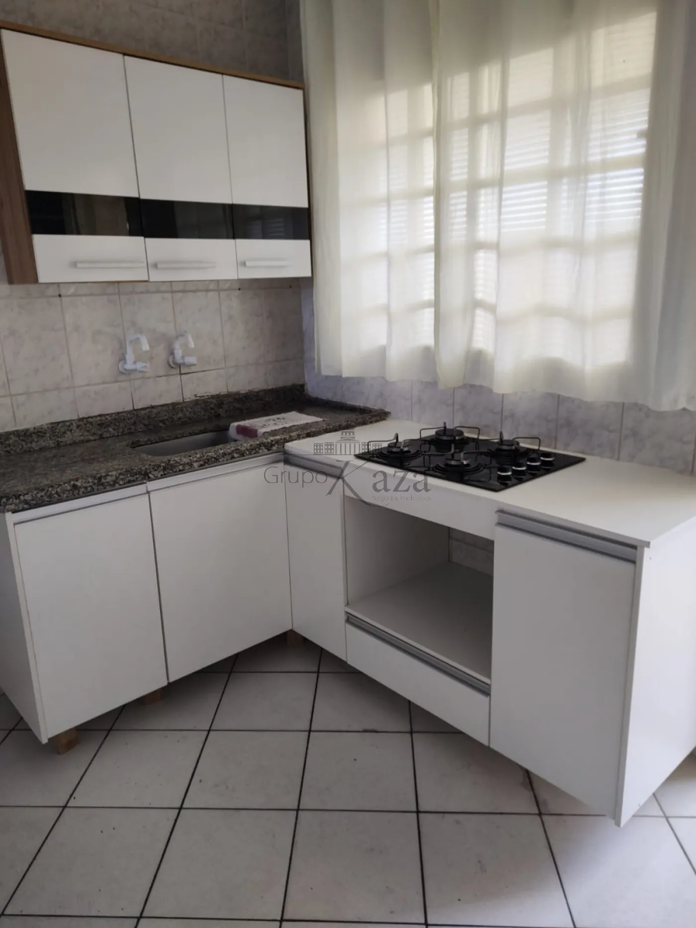 Foto 3 de Casa Condomínio em Jardim Santo Onofre, São José dos Campos - imagem 3
