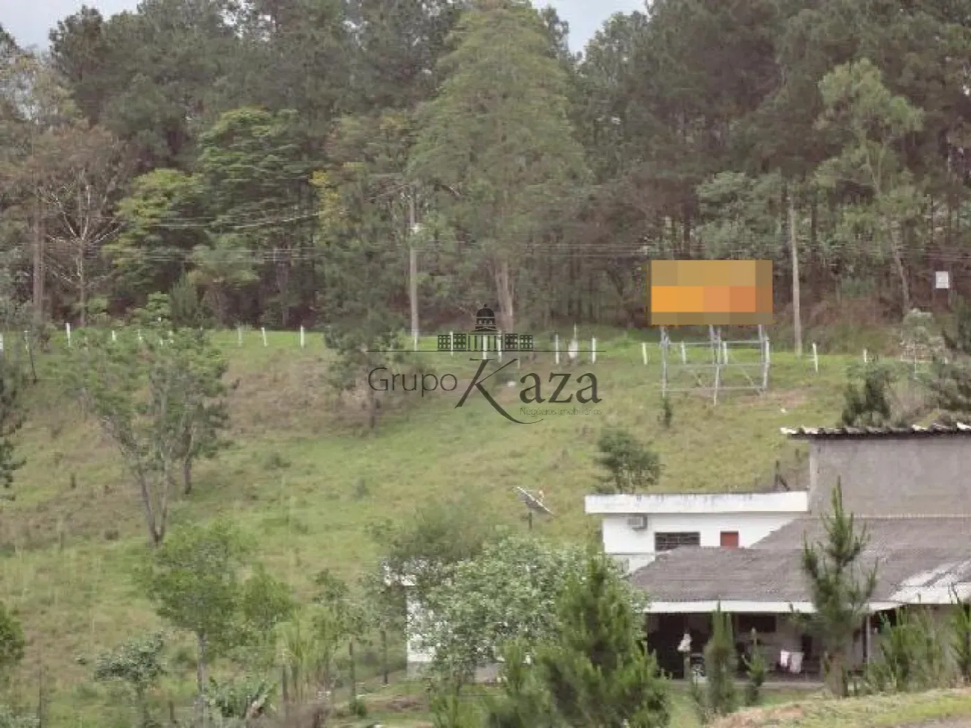 Foto 1 de Terreno Padrão em Veraneio Ijal, Jacareí - imagem 1