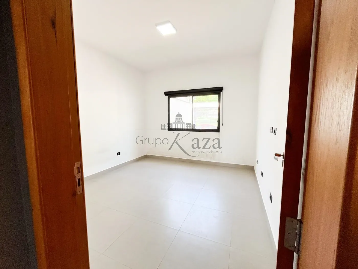 Foto 31 de Casa Padrão em Loteamento Villa Branca, Jacareí - imagem 31