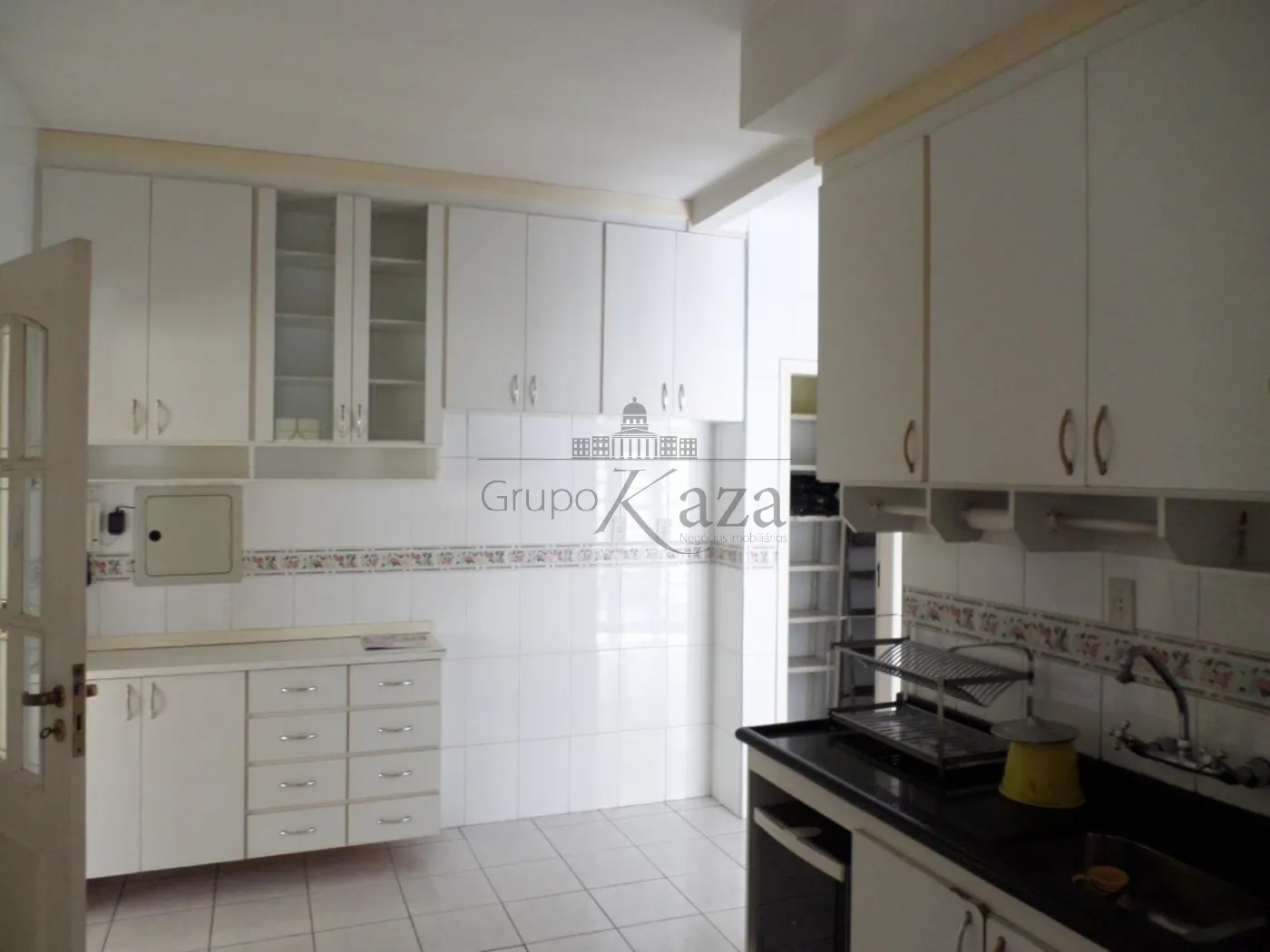 Foto 4 de Casa Comercial  Residencial em Vila Betânia, São José dos Campos - imagem 4