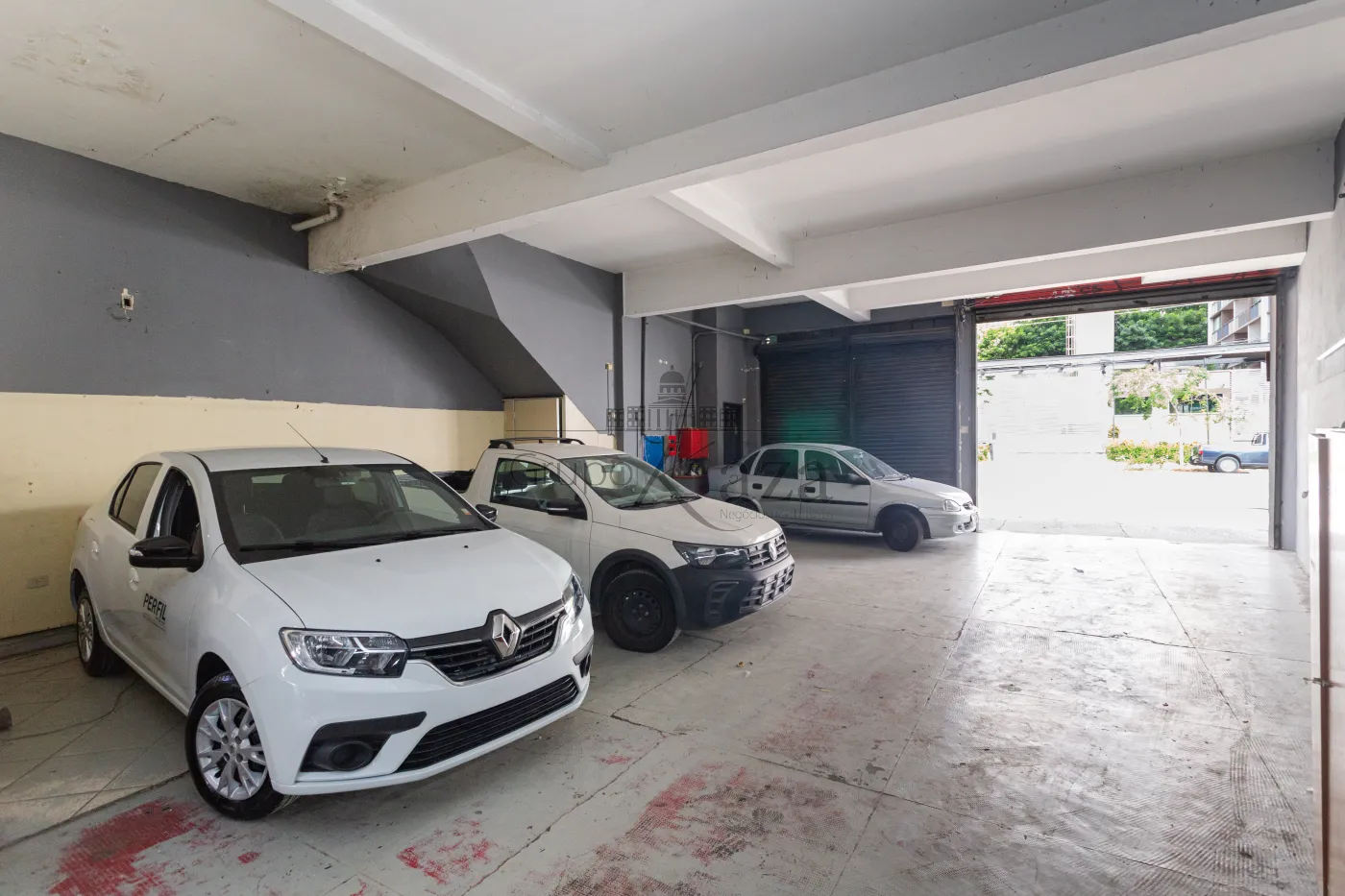 Foto 1 de Comercial Prédio em Lapa, São Paulo - imagem 1 Foto 1 de Comercial Prédio em Lapa, São Paulo - imagem 1