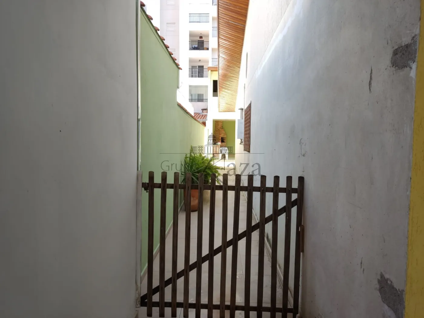 Foto 8 de Casa Padrão em Jardim América, São José dos Campos - imagem 8