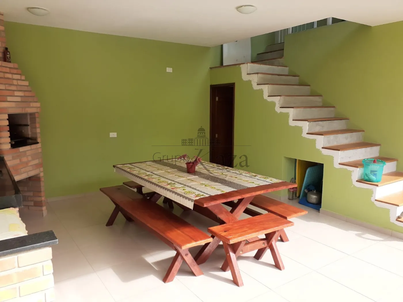 Foto 1 de Casa Padrão em Jardim América, São José dos Campos - imagem 1