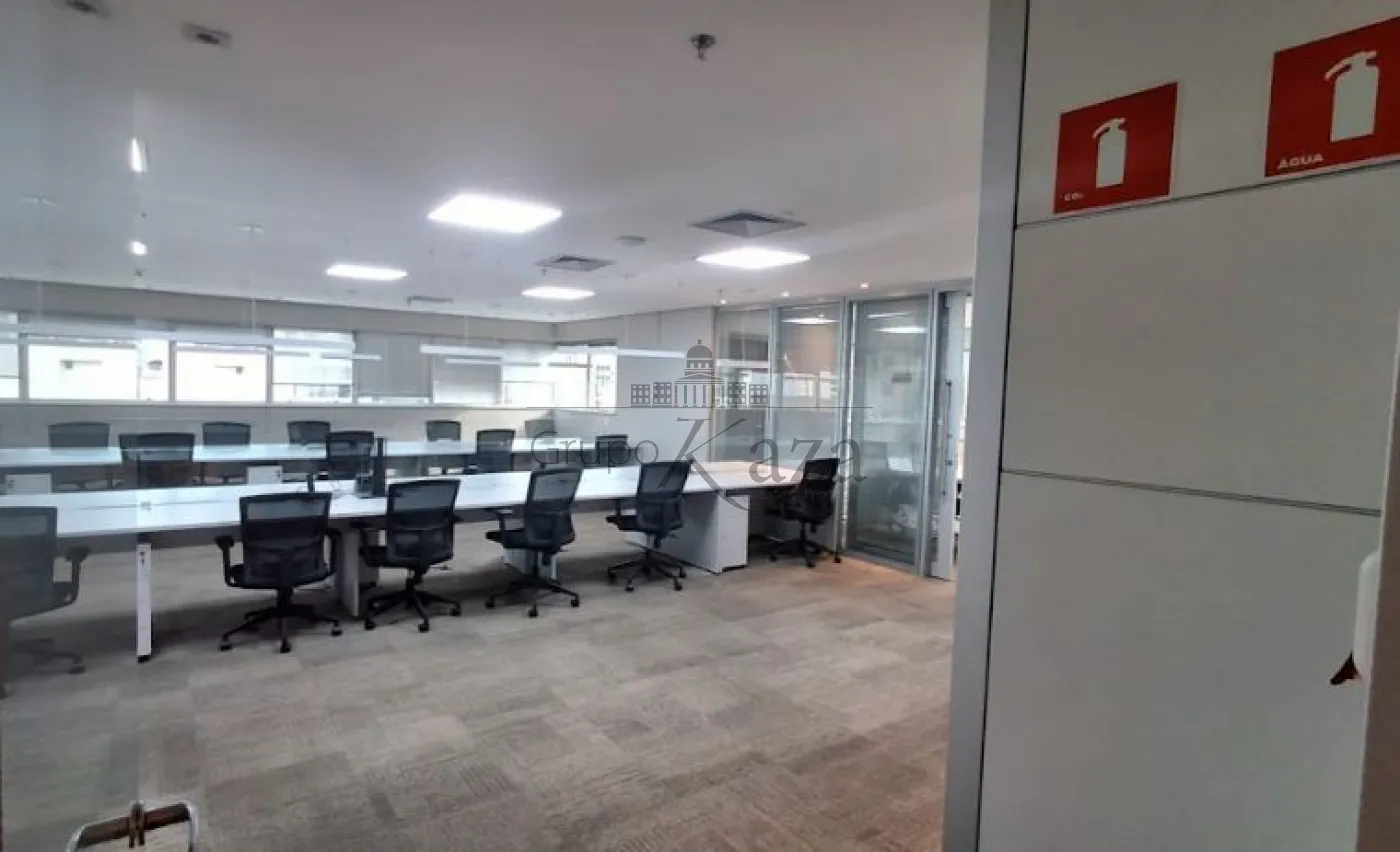 Foto 8 de Comercial Conjunto Comercial em Jardim Paulistano, São Paulo - imagem 8