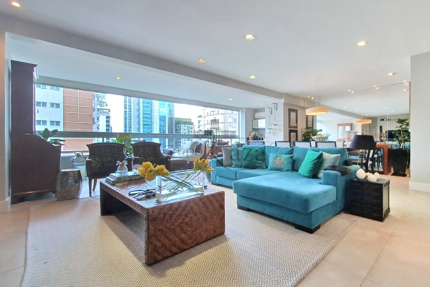 Foto 1 de Apartamento Padrão em Itaim Bibi, São Paulo - imagem 1
