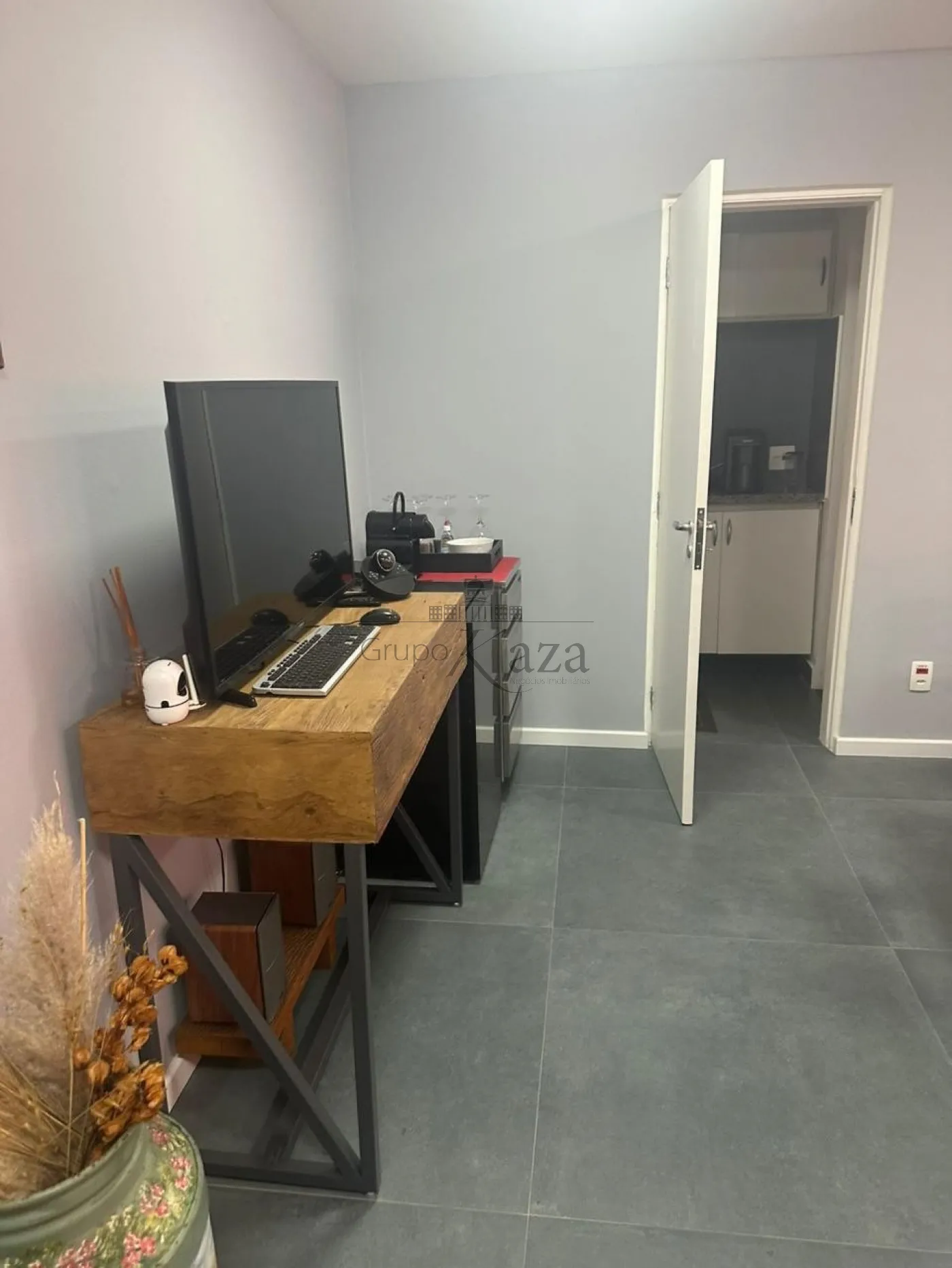Foto 3 de Comercial Sala Condomínio em Itaim Bibi, São Paulo - imagem 3