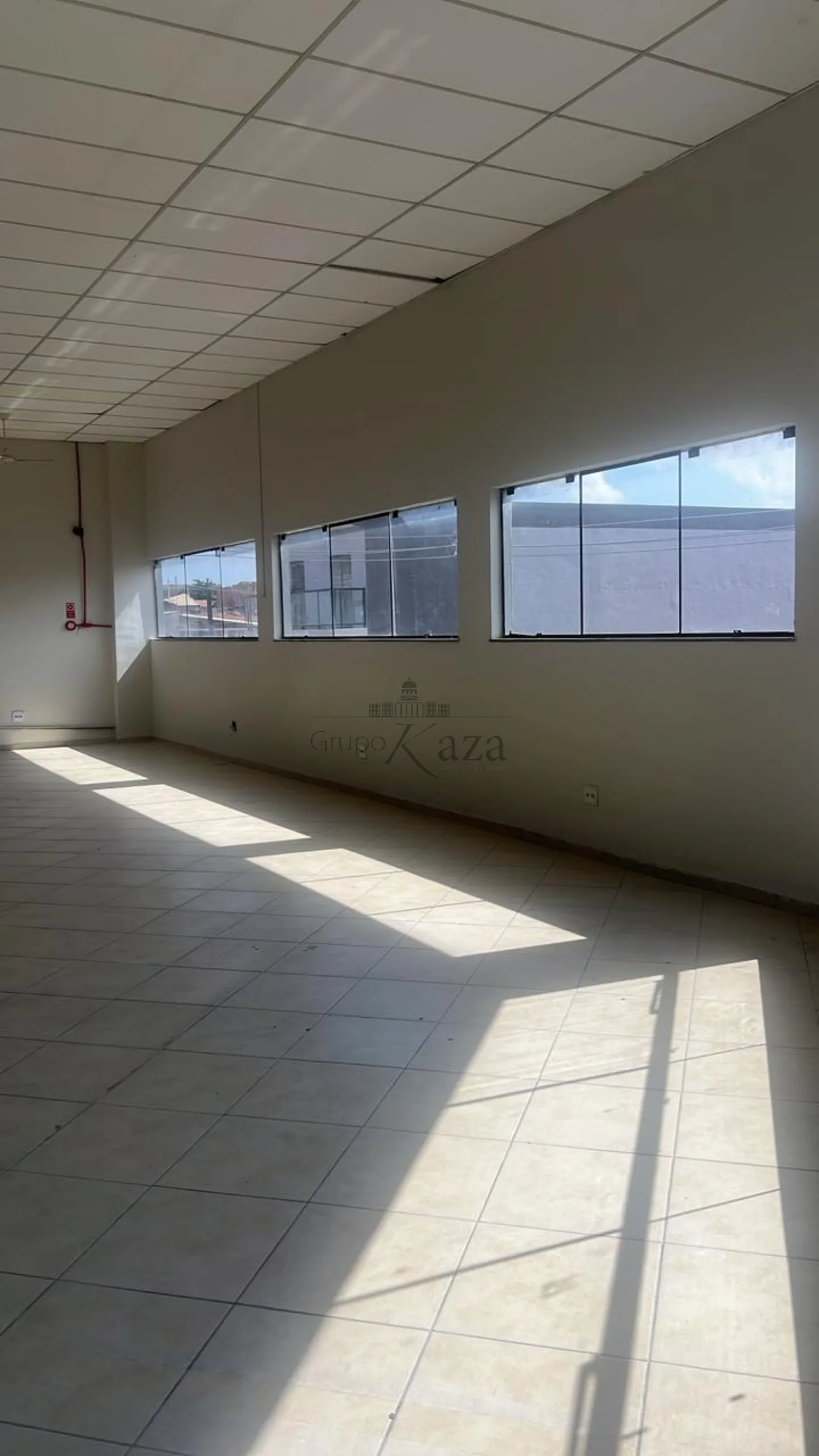 Foto 17 de Comercial Sobreloja em Campo dos Alemães, São José dos Campos - imagem 17