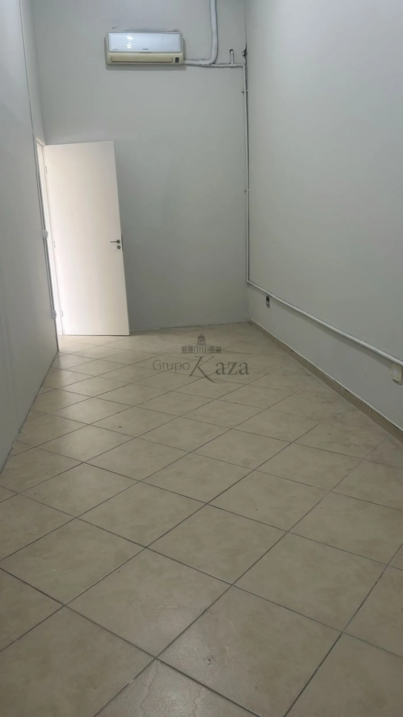Foto 13 de Comercial Sobreloja em Campo dos Alemães, São José dos Campos - imagem 13