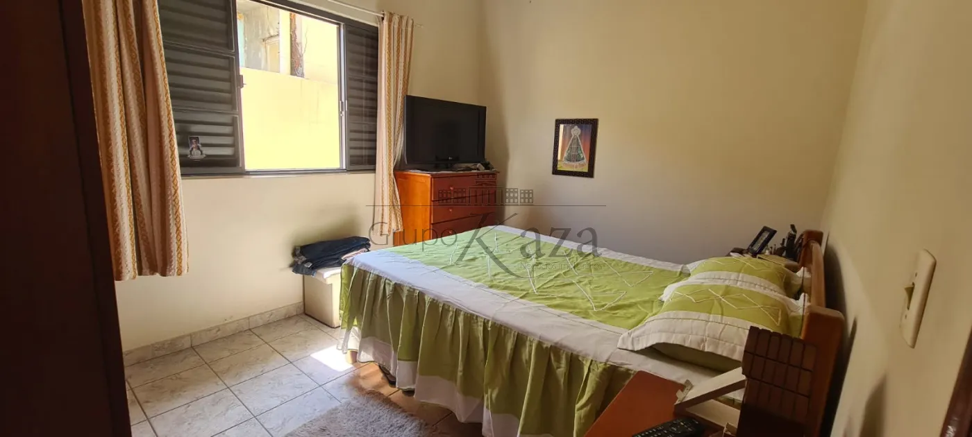 Foto 11 de Casa Térrea em Vila Indústrial, São José dos Campos - imagem 11