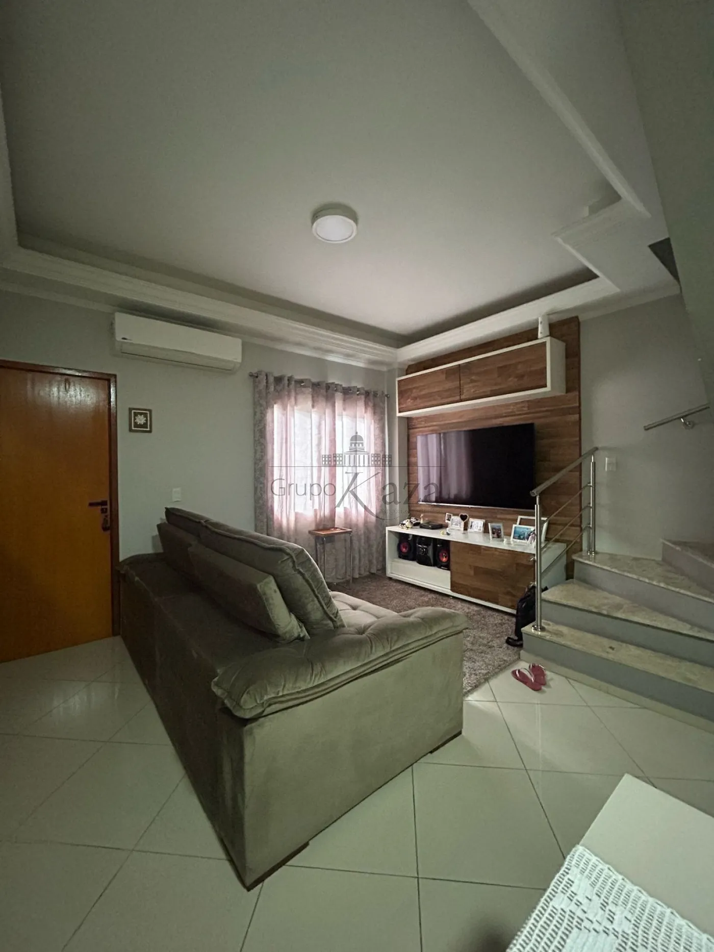 Foto 1 de Casa Condomínio em Jardim Altos de Santana I, Jacareí - imagem 1
