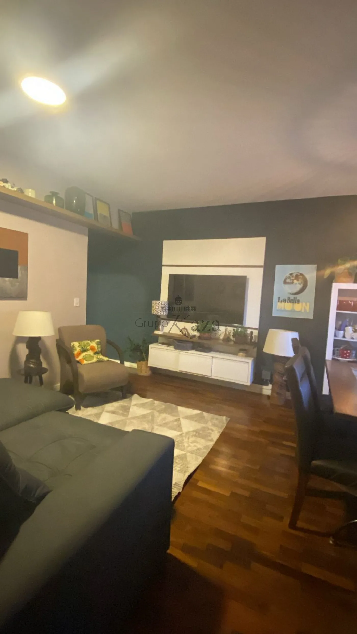 Foto 1 de Apartamento Padrão em Vila Tatetuba, São José dos Campos - imagem 1