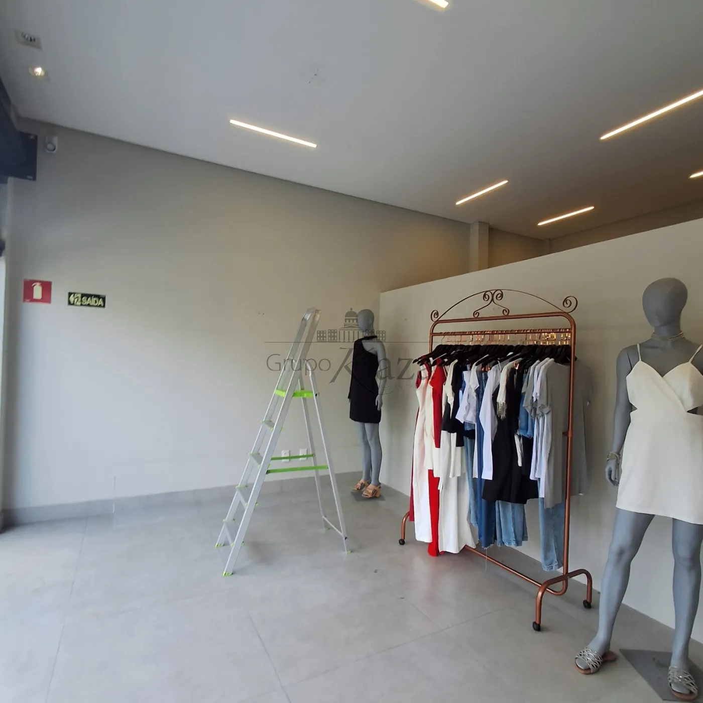 Foto 3 de Comercial Ponto Comercial em Urbanova, São José dos Campos - imagem 3