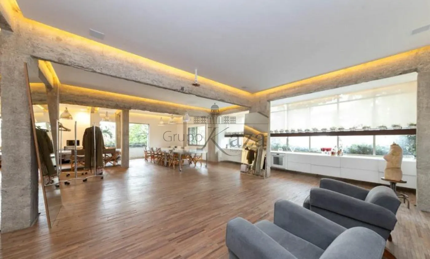 Foto 1 de Apartamento Padrão em Jardim Europa, São Paulo - imagem 1