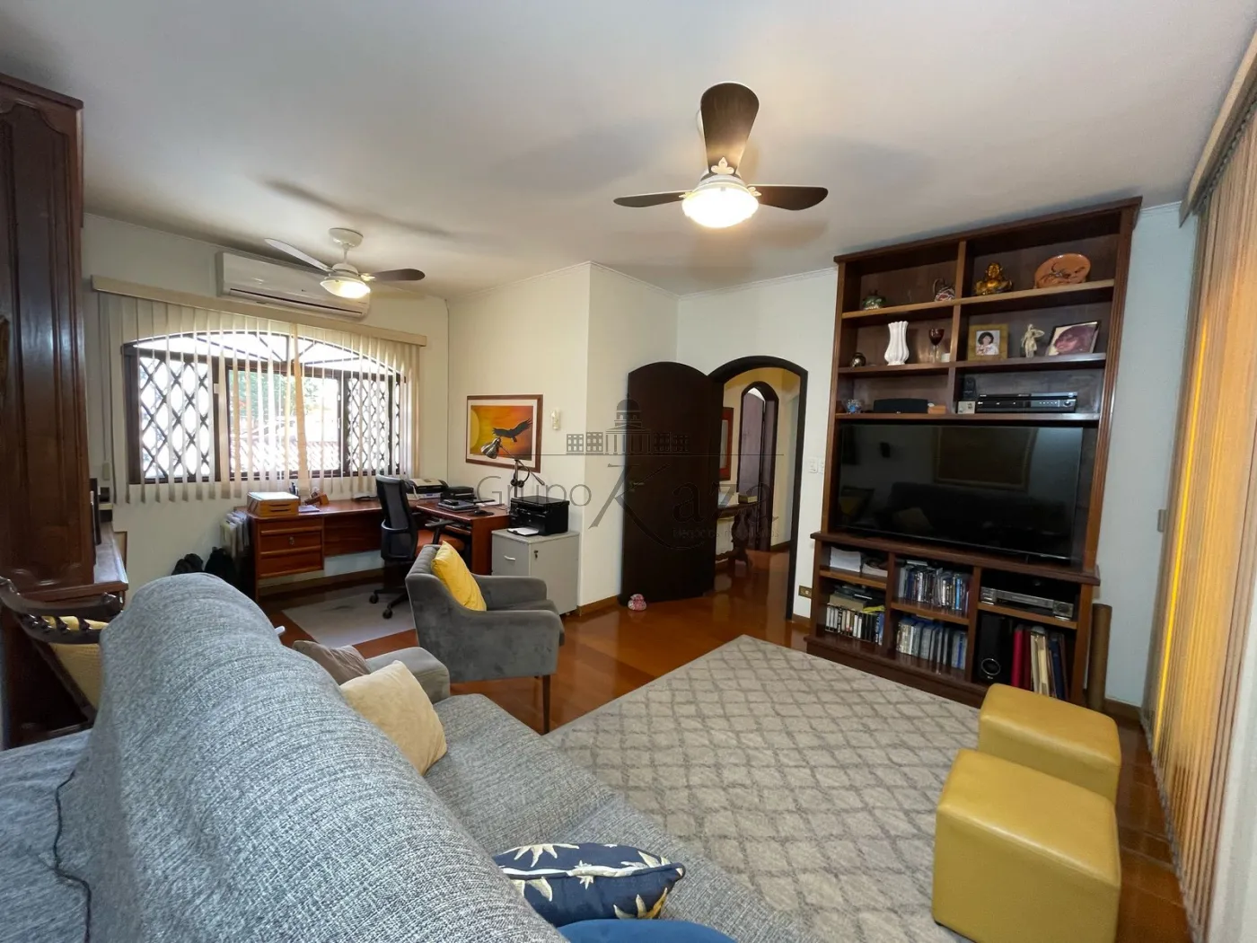 Foto 23 de Casa Sobrado em Jardim Siesta, Jacareí - imagem 23