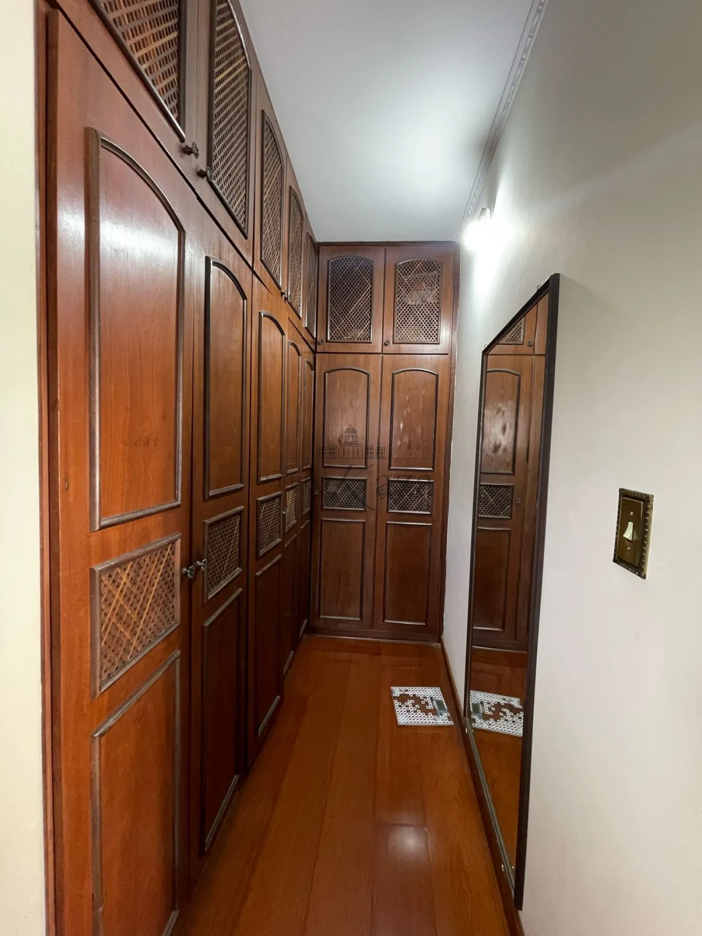 Foto 32 de Casa Sobrado em Jardim Siesta, Jacareí - imagem 32