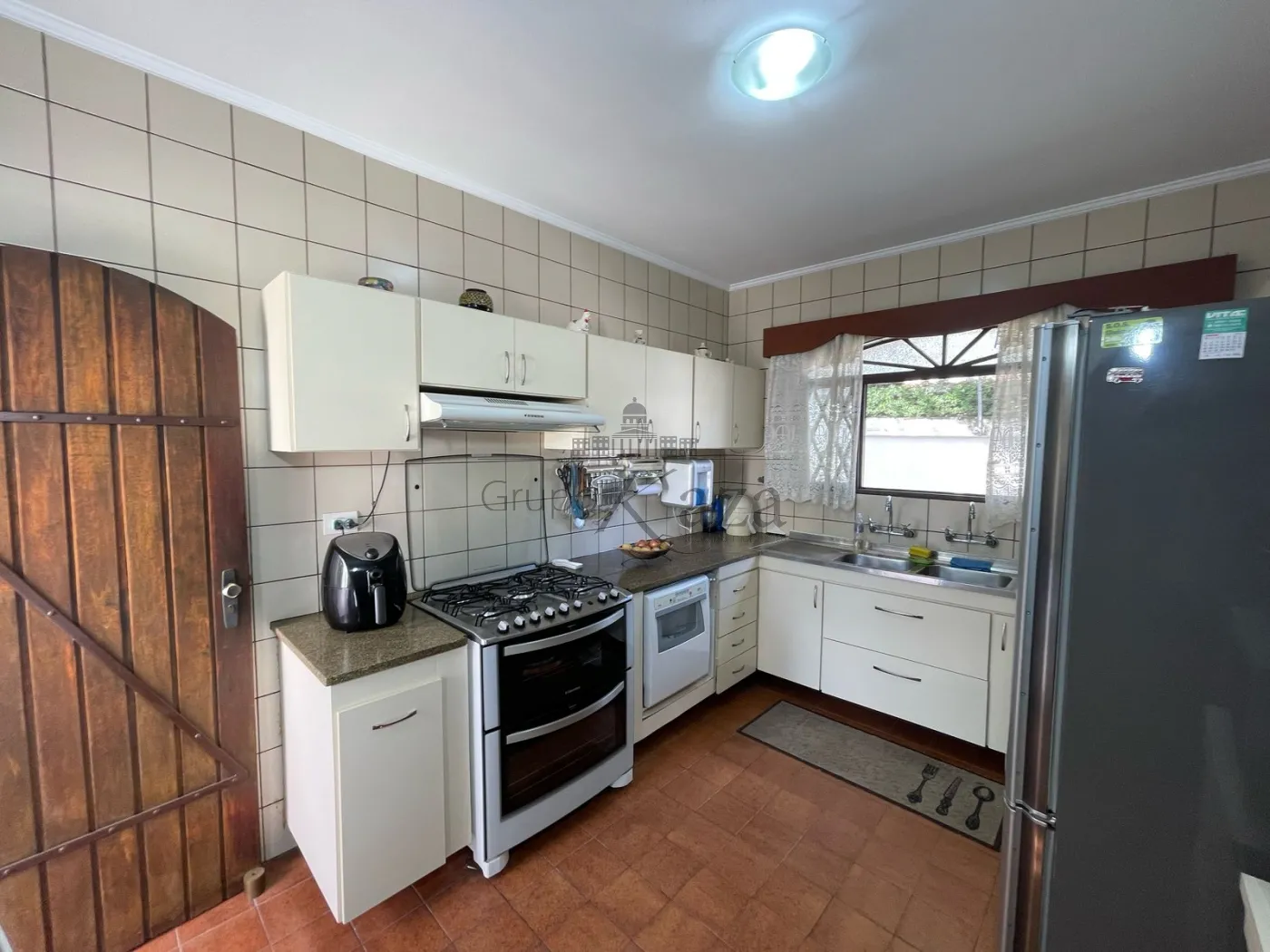 Foto 7 de Casa Sobrado em Jardim Siesta, Jacareí - imagem 7