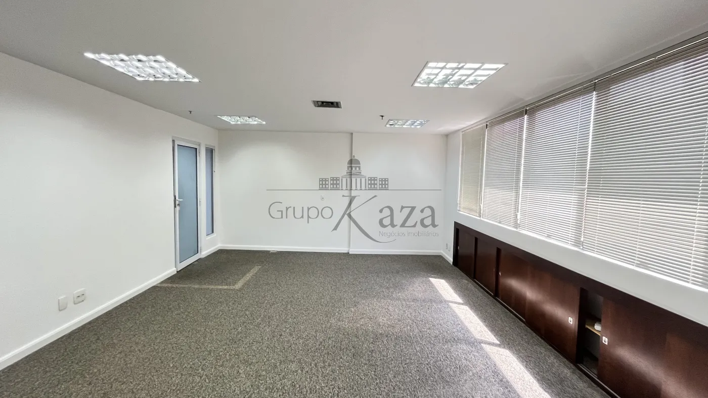 Foto 17 de Comercial Conjunto Comercial em Campo Belo, São Paulo - imagem 17
