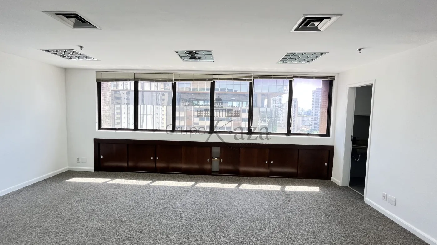 Foto 19 de Comercial Conjunto Comercial em Campo Belo, São Paulo - imagem 19
