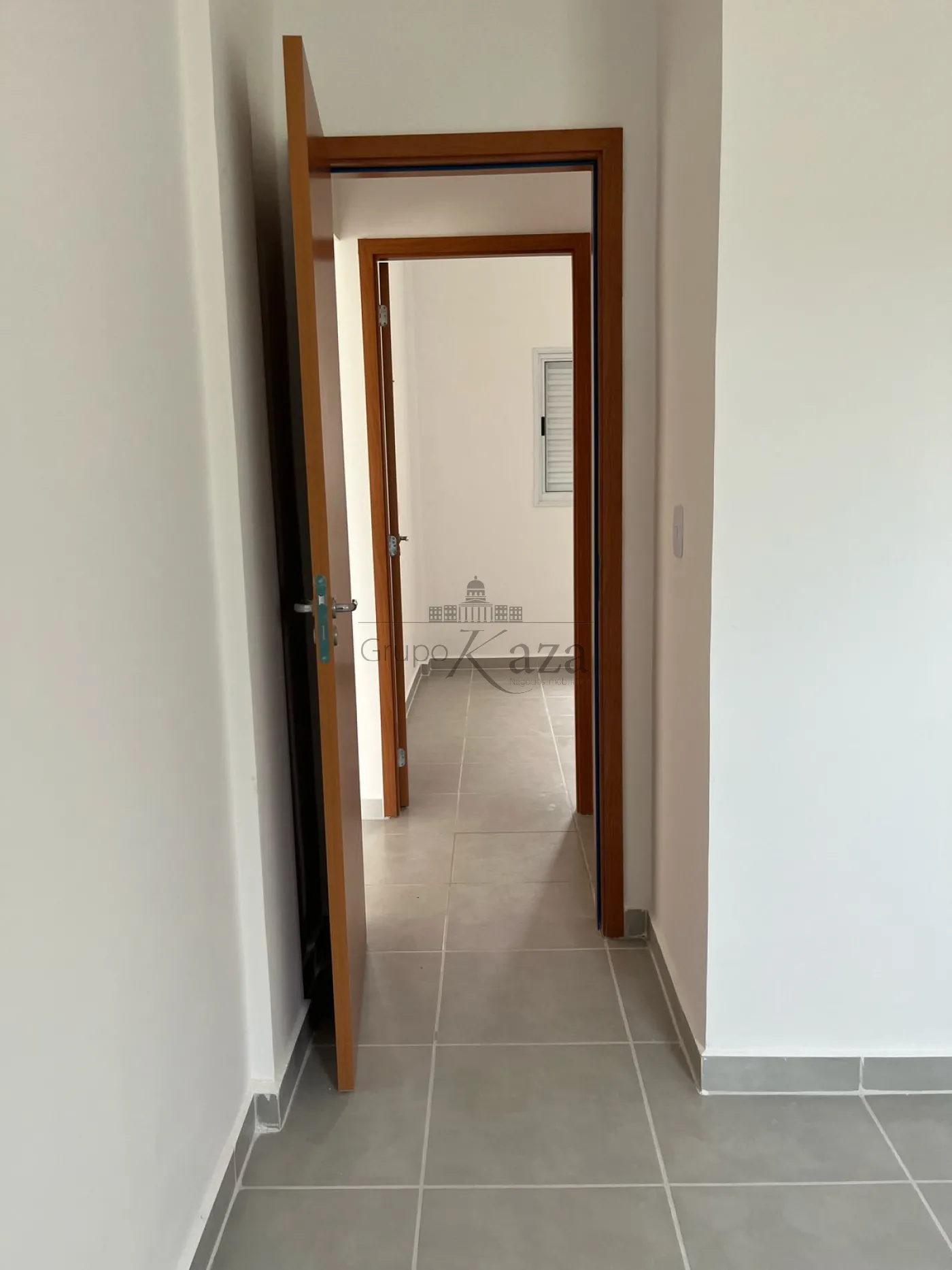 Foto 2 de Casa Condomínio em Jardim Nova Esperança, Jacareí - imagem 2