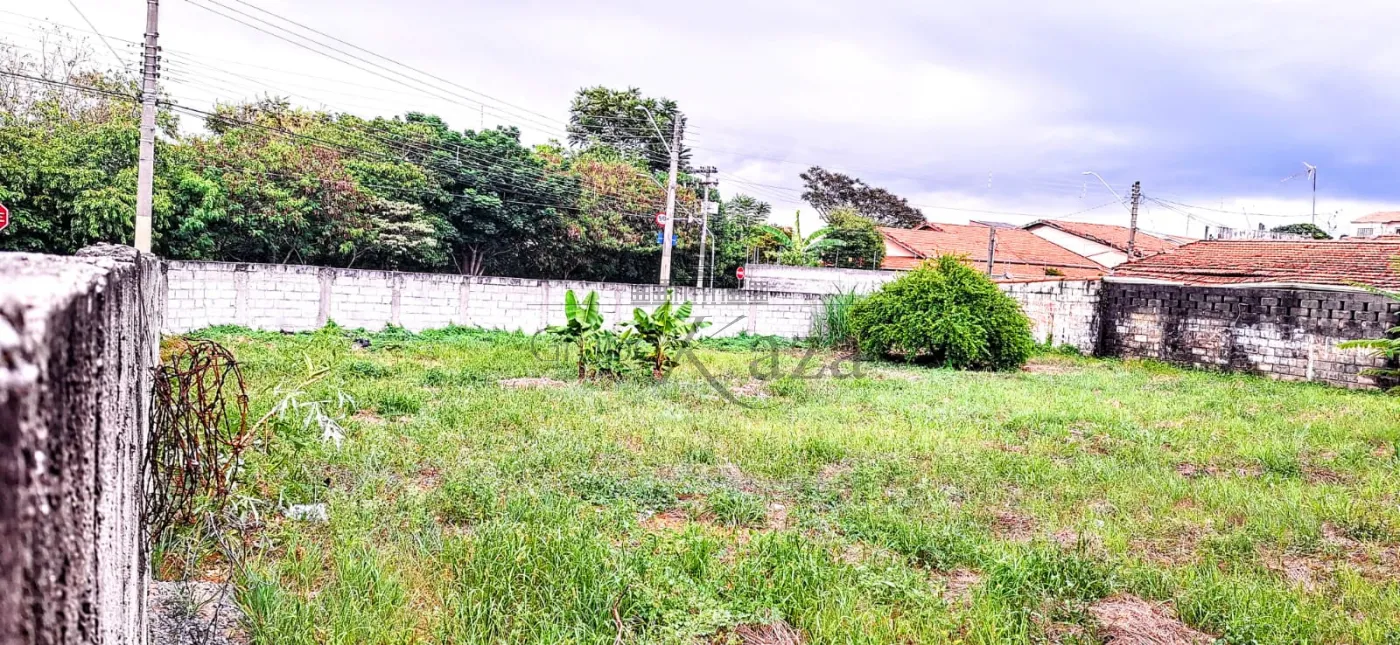 Foto 2 de Terreno Padrão em Bosque dos Eucaliptos, São José dos Campos - imagem 2