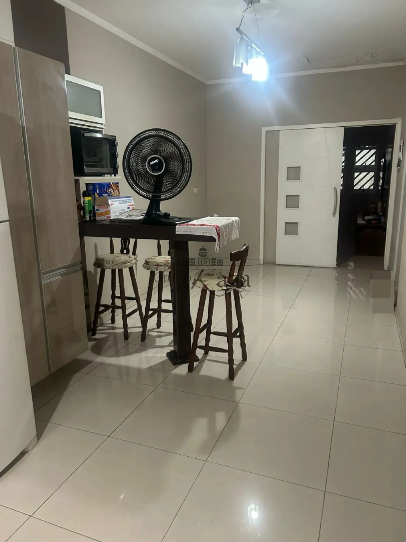 Foto 3 de Casa Sobrado em Parque Itamarati, Jacareí - imagem 3
