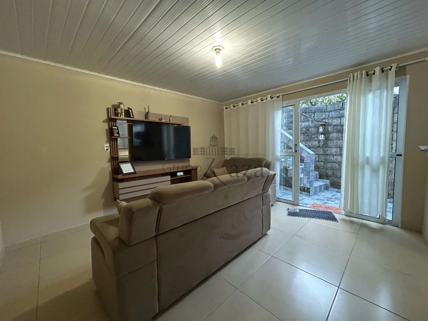 Foto 2 de Casa Padrão em Bairro dos Freitas, São José dos Campos - imagem 2