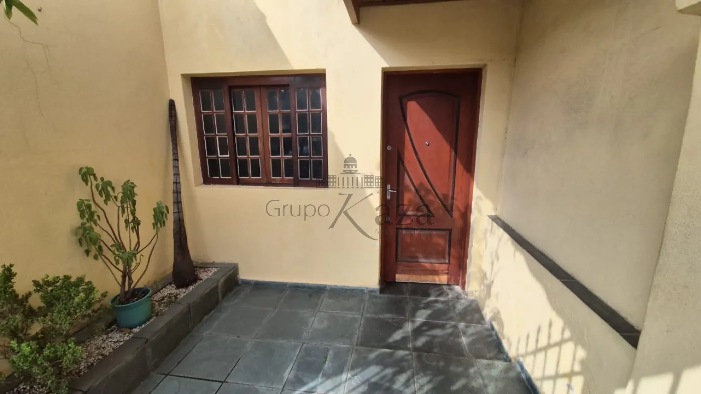 Foto 11 de Casa Padrão em Vila Pinheiro, Jacareí - imagem 11