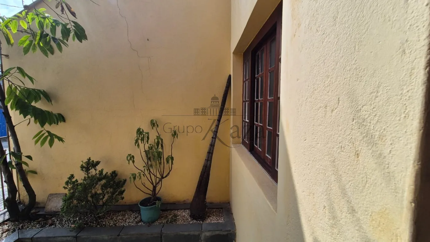 Foto 12 de Casa Padrão em Vila Pinheiro, Jacareí - imagem 12