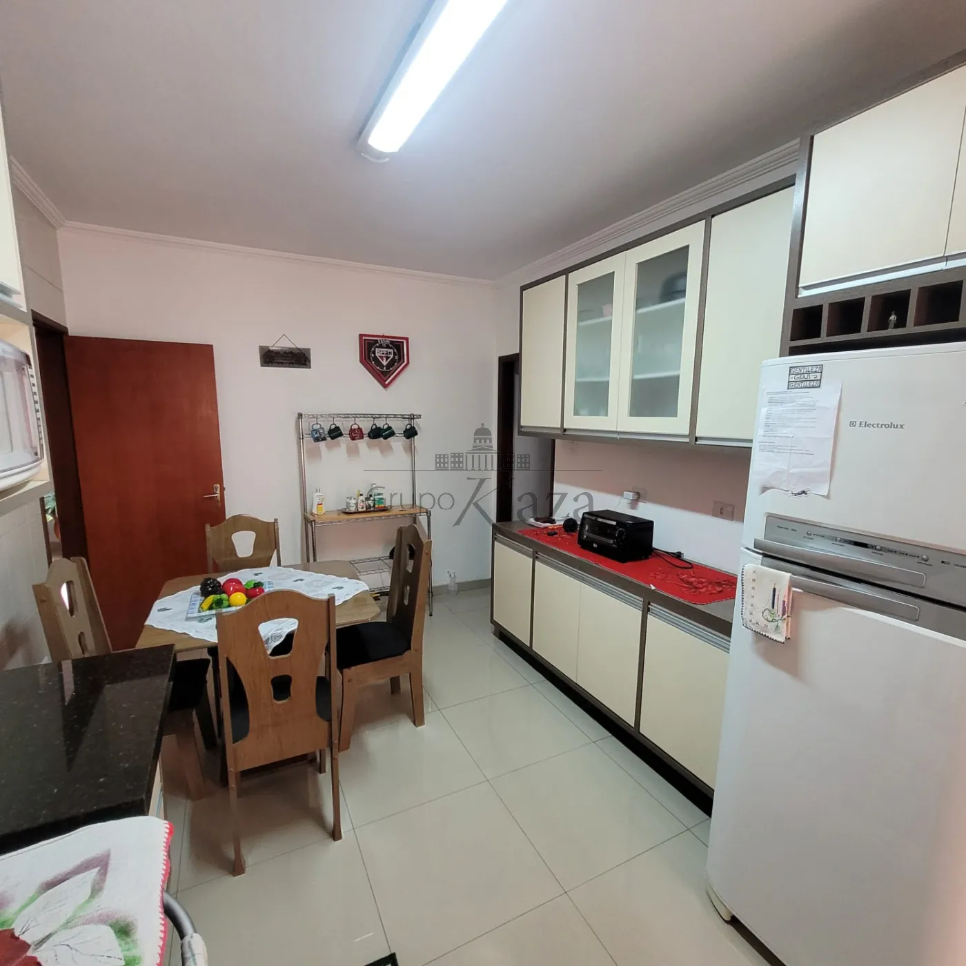 Foto 6 de Casa Térrea em Jardim Paraíba, Jacareí - imagem 6