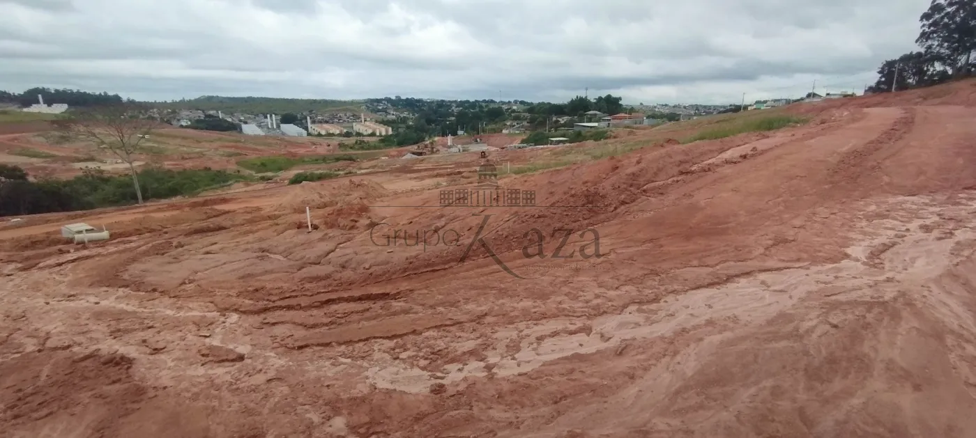 Foto 3 de Terreno Padrão em Jardim Santa Hermínia, São José dos Campos - imagem 3