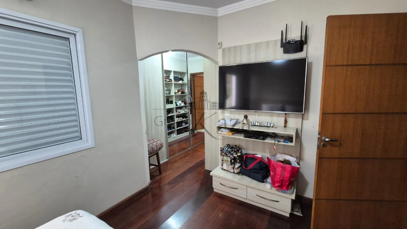 Foto 24 de Casa Comercial  Residencial em Vila Pinheiro, Jacareí - imagem 24