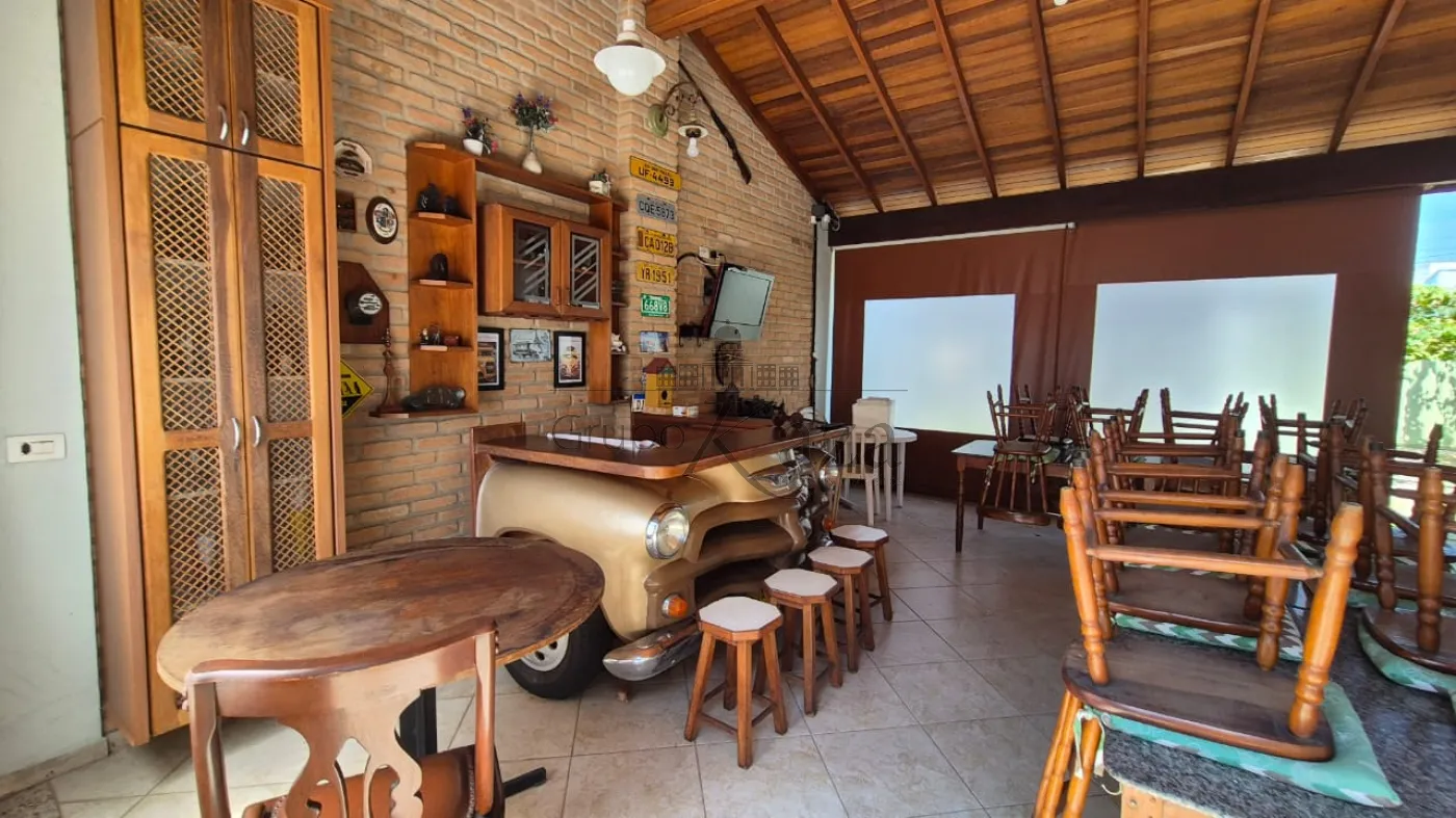 Foto 7 de Casa Comercial  Residencial em Vila Pinheiro, Jacareí - imagem 7