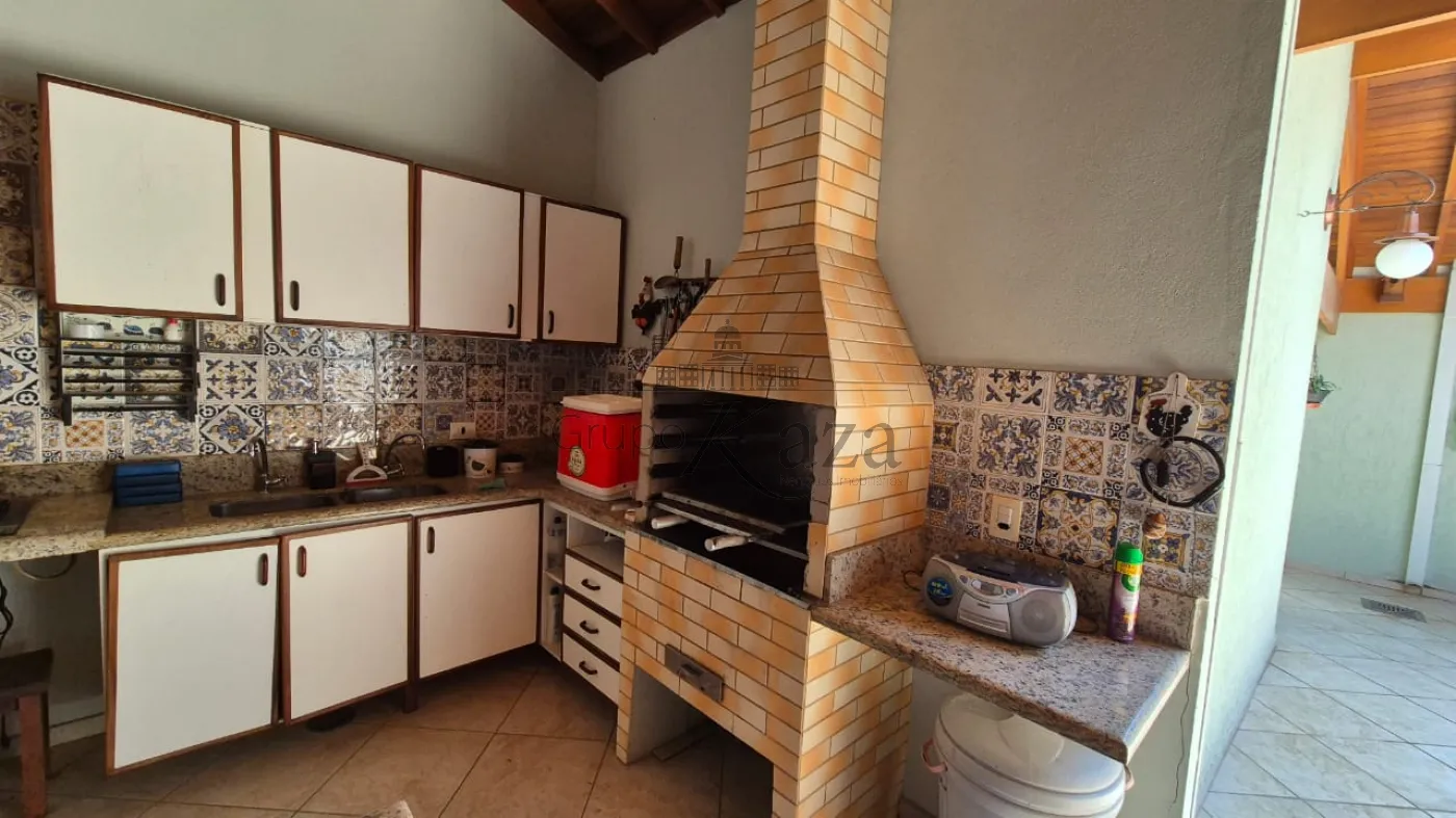 Foto 6 de Casa Comercial  Residencial em Vila Pinheiro, Jacareí - imagem 6