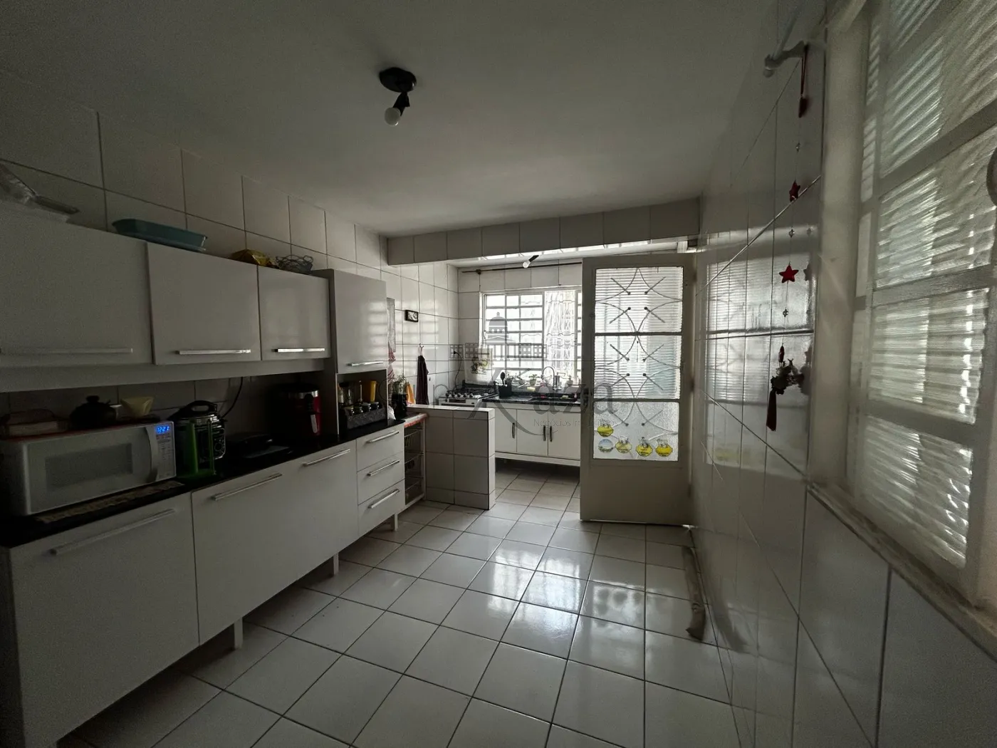 Foto 3 de Casa Padrão em Jardim Jacinto, Jacareí - imagem 3