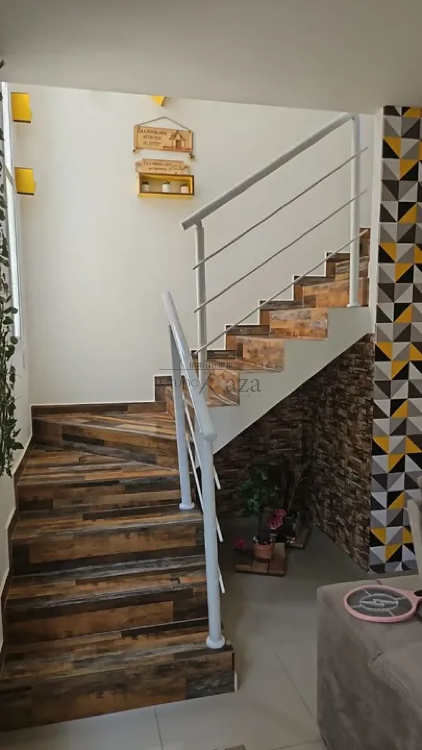 Foto 2 de Casa Condomínio em Jardim Santo Antônio da Boa Vista, Jacareí - imagem 2