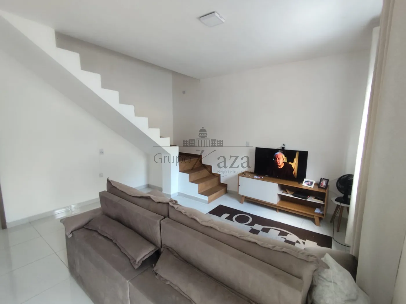 Foto 1 de Casa Sobrado em Conjunto Residencial Galo Branco, São José dos Campos - imagem 1