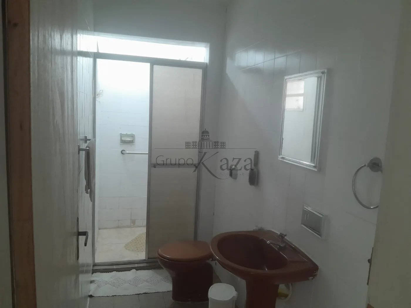 Foto 8 de Casa Padrão em Conjunto Residencial Trinta e Um de Março, São José dos Campos - imagem 8