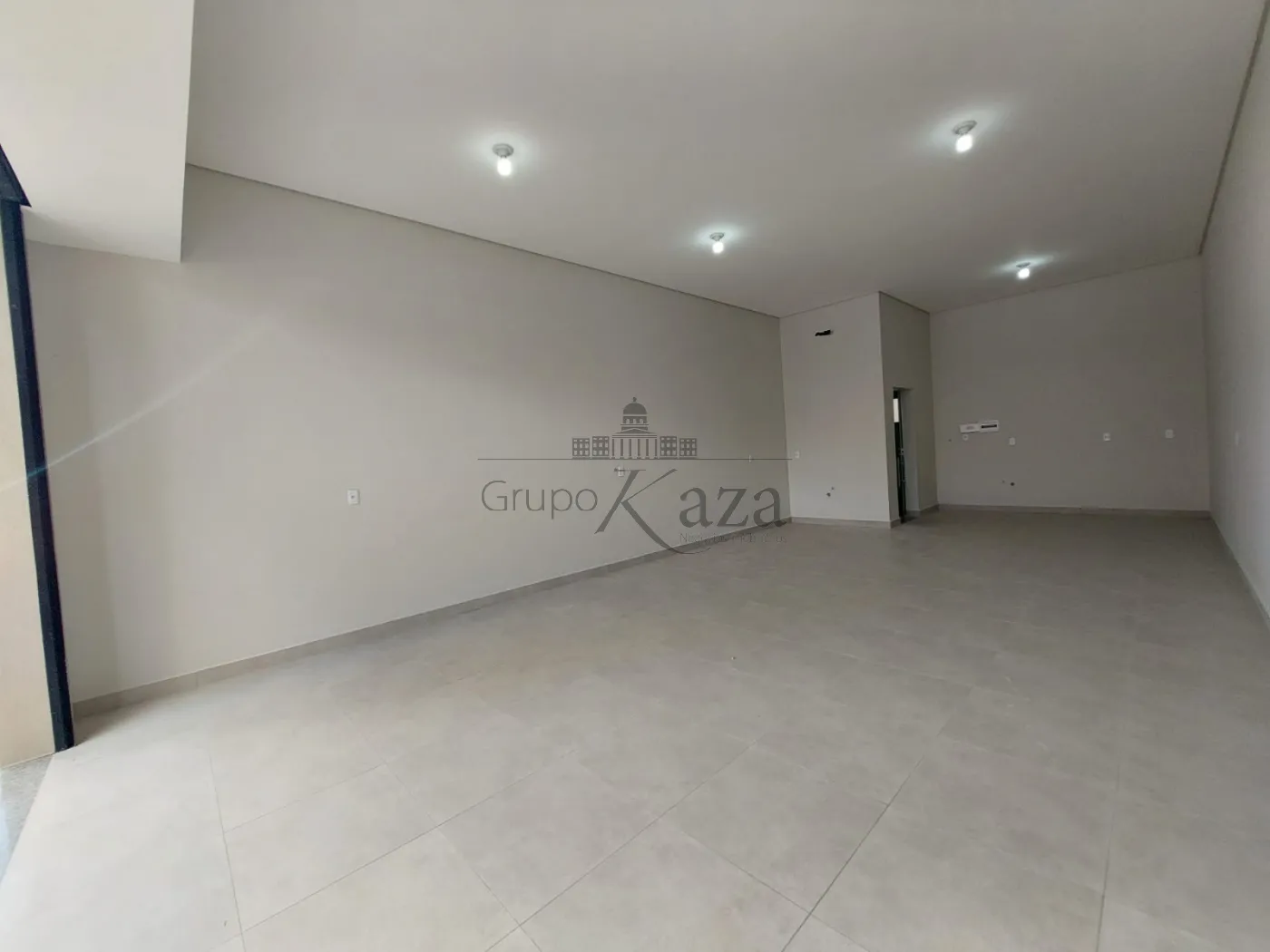 Foto 2 de Comercial Prédio em Conjunto Residencial Trinta e Um de Março, São José dos Campos - imagem 2