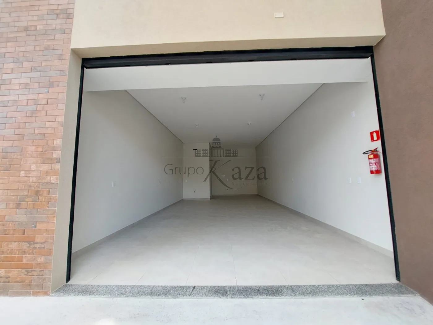 Foto 1 de Comercial Prédio em Conjunto Residencial Trinta e Um de Março, São José dos Campos - imagem 1