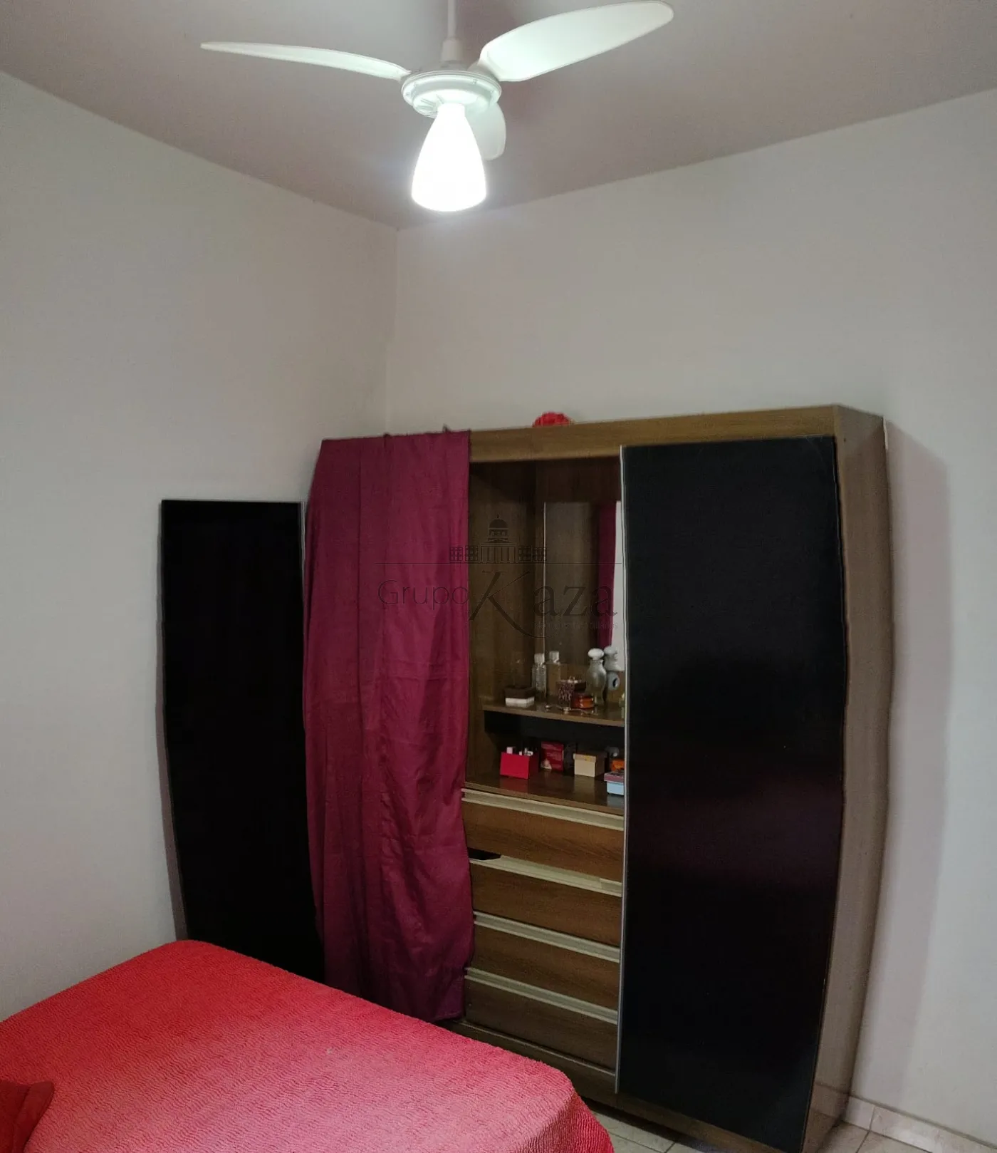 Foto 11 de Casa Sobrado em Parque Santo Antônio, Jacareí - imagem 11