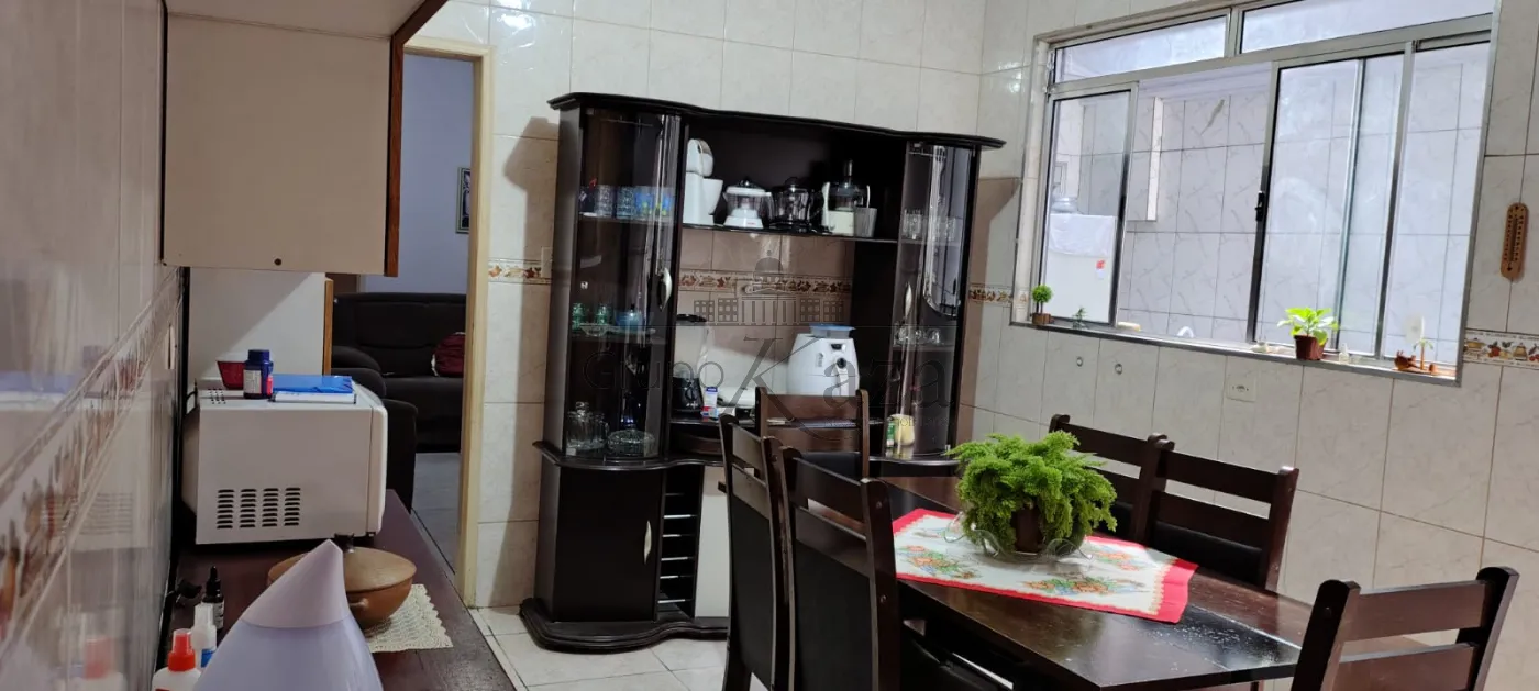 Foto 3 de Casa Sobrado em Parque Santo Antônio, Jacareí - imagem 3