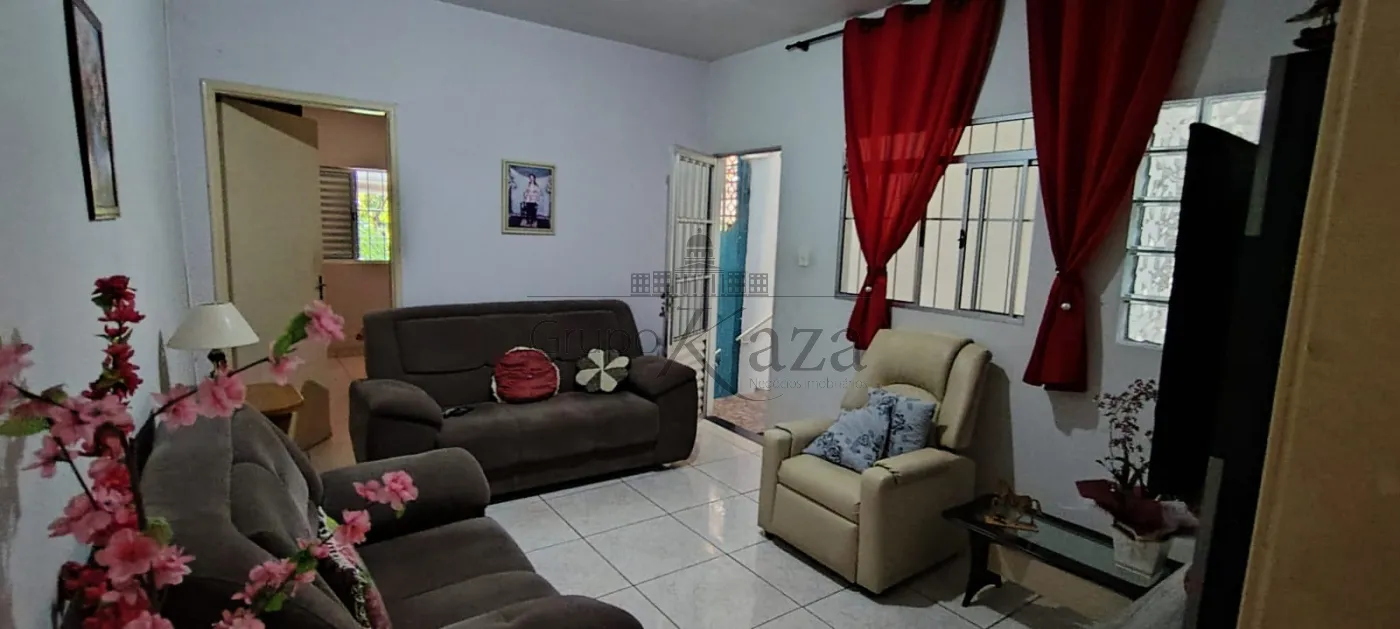 Foto 2 de Casa Sobrado em Parque Santo Antônio, Jacareí - imagem 2